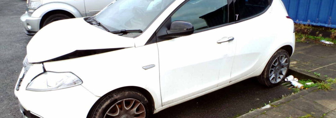 Chrysler Ypsilon 1.2L Petrol 5-Speed Manual 2012 #3255 01