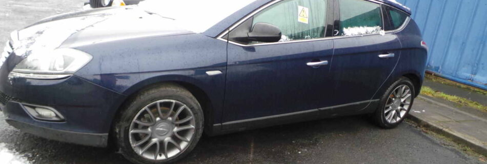 Chrysler Delta 1.6L Diesel 6-speed manual 2012 #3304 01 breaking for used Delta parts