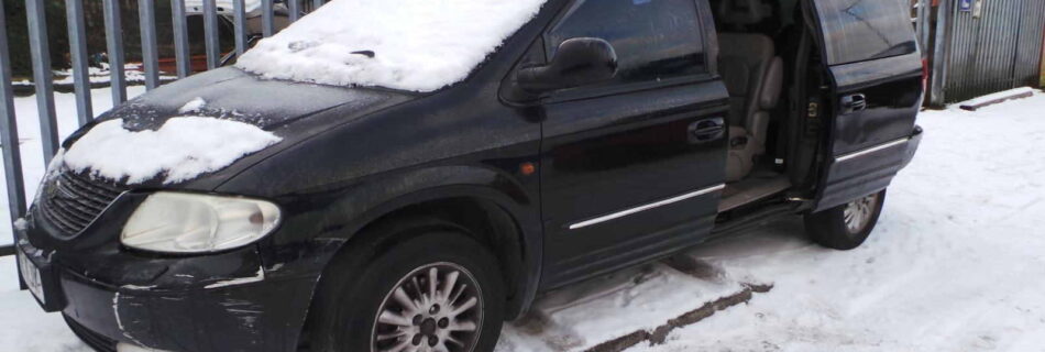 Chrysler Grand Voyager 2.5L Diesel 5-Speed Manual #3285 01